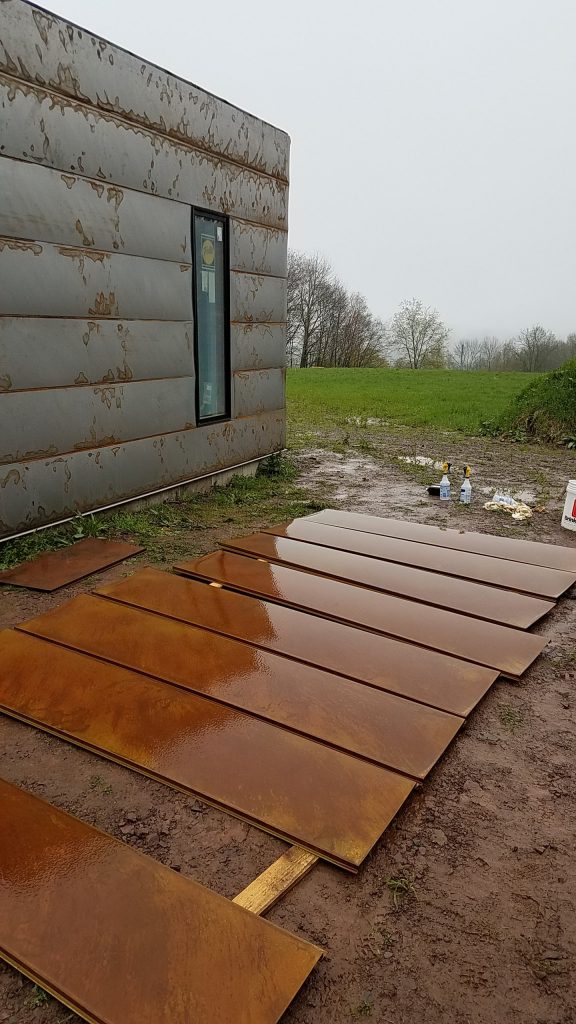 Corten Cladding - Rusting steel for construction - Modern home
