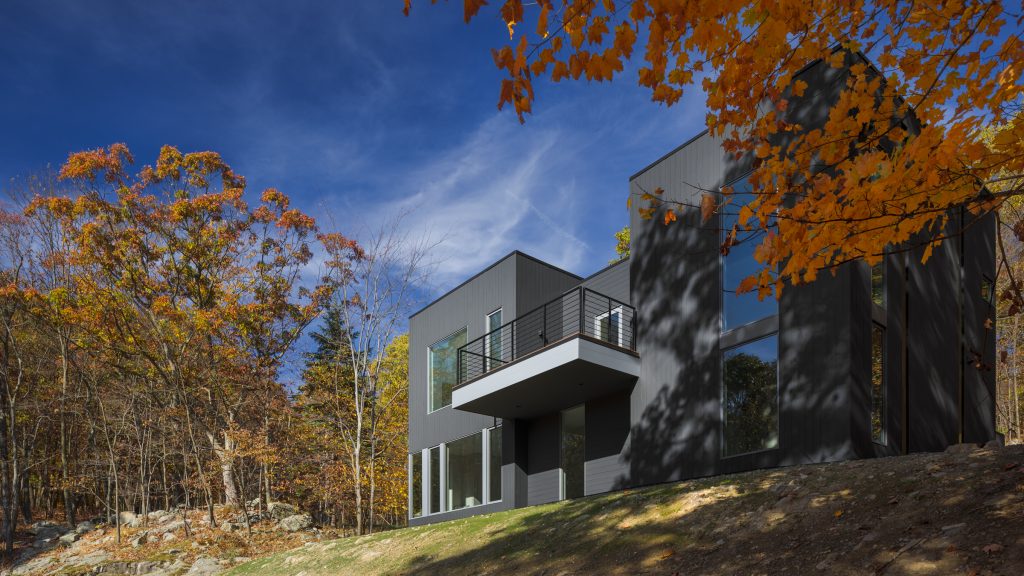 FLY Modern - Modern Home in the Hudson Valley - Studio MM Architect